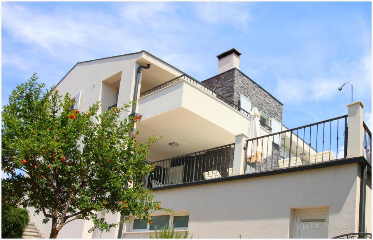 Apartments Nika Примоштен Экстерьер фото