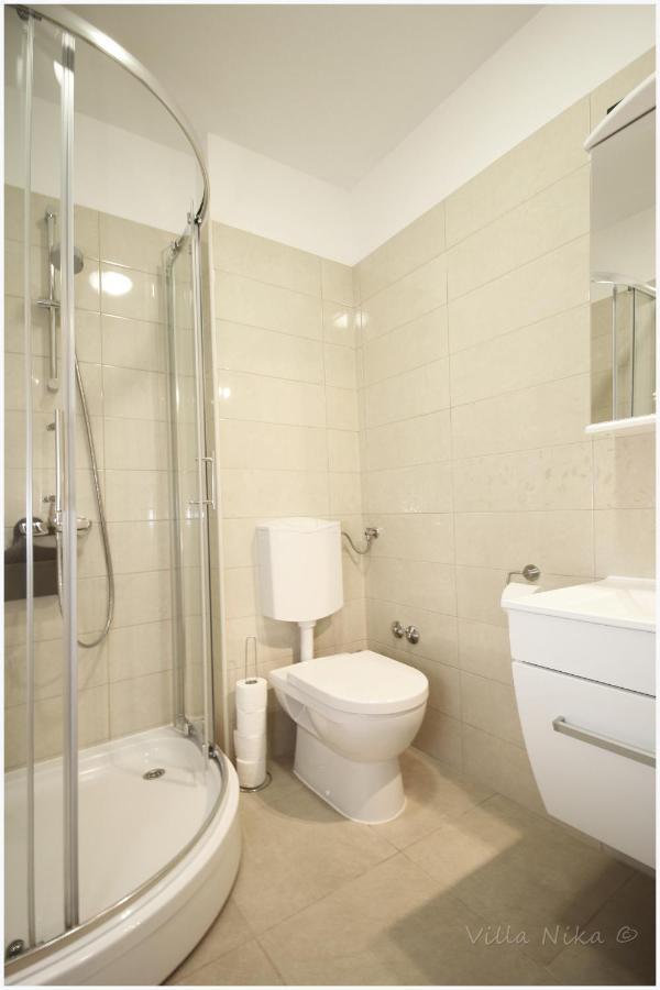 Apartments Nika Примоштен Экстерьер фото